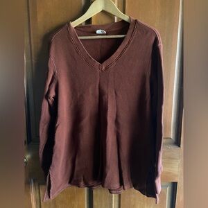 Pact Women's Thermal Waffle V-Neck in Mahogany
